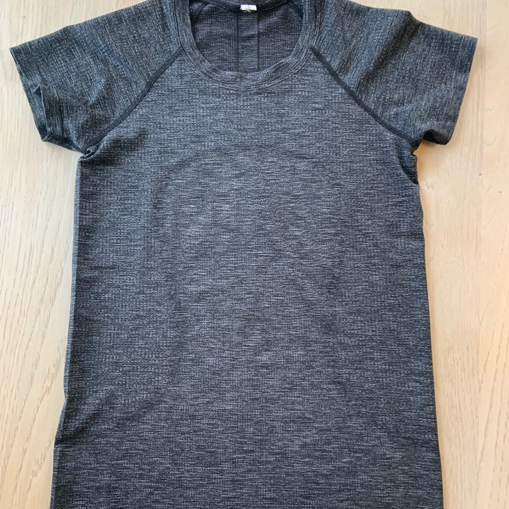 Swiftly speed short sleeve